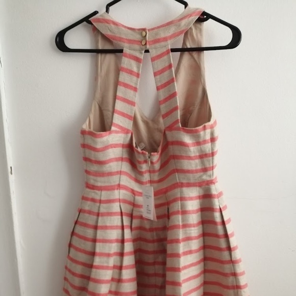 Backless summer dress - Picture 2 of 4